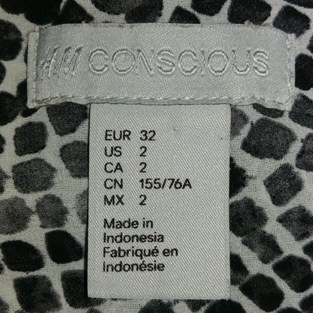 H&M Animal Print Tank Top Spaghetti Strap Size 2 - Picture 12 of 13